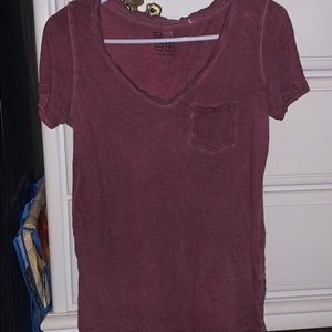 Nollie Maroon V neck